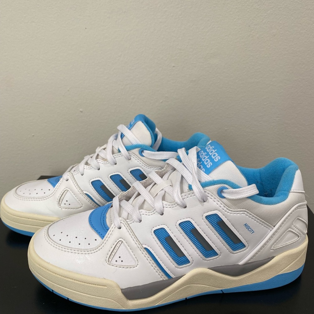 Adidas Womens Mid City Sneakers